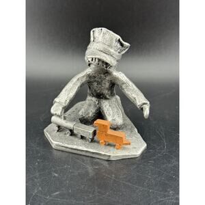 Walli Ortman's The Littles - 1736 - Little Engineer